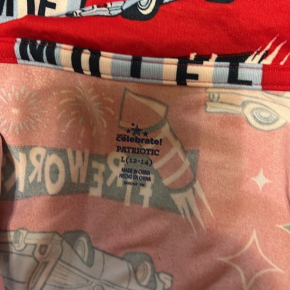 (2) Piece Top and Short Set Red. Color size large - Picture 5 of 5